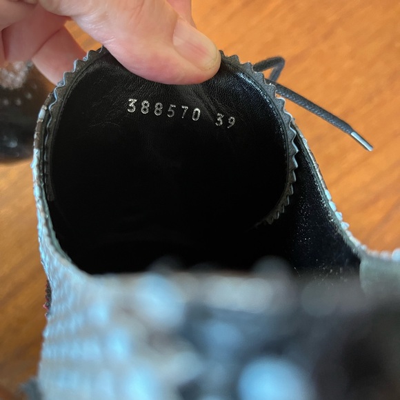 GUCCI “Gia” Leather Oxford Pump. Size 39 /9. Near-perfect condition. - Picture 12 of 16